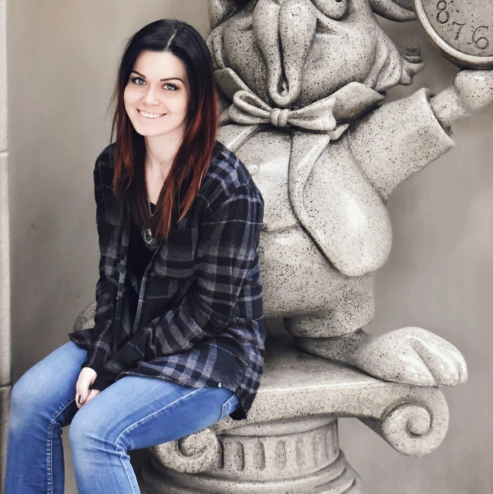 Meet your Posher, Nikki